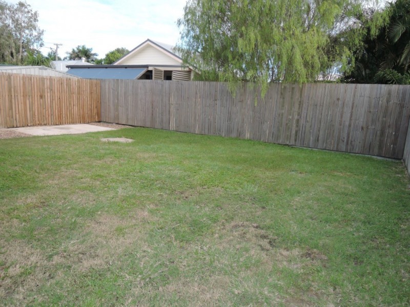 2/22 Palmerston Street, Pimlico QLD 4812