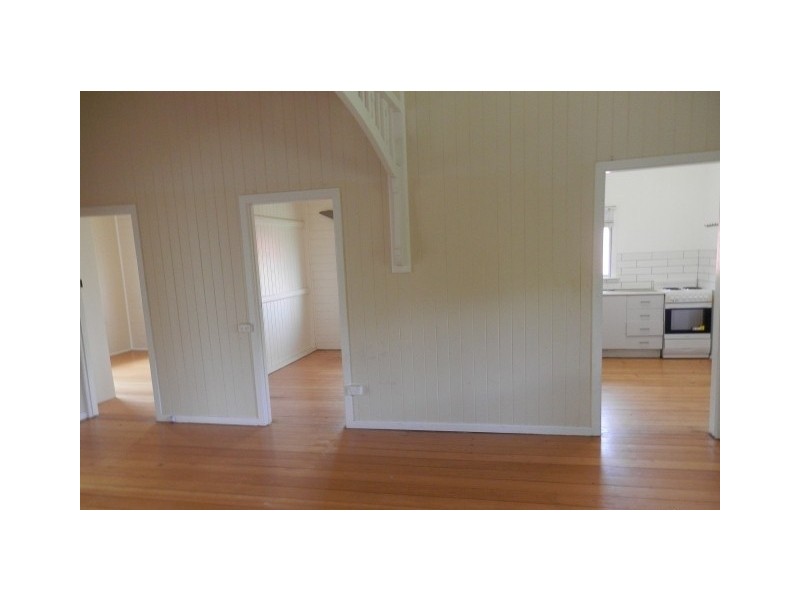 35 Ninth Ave, Railway Estate QLD 4810