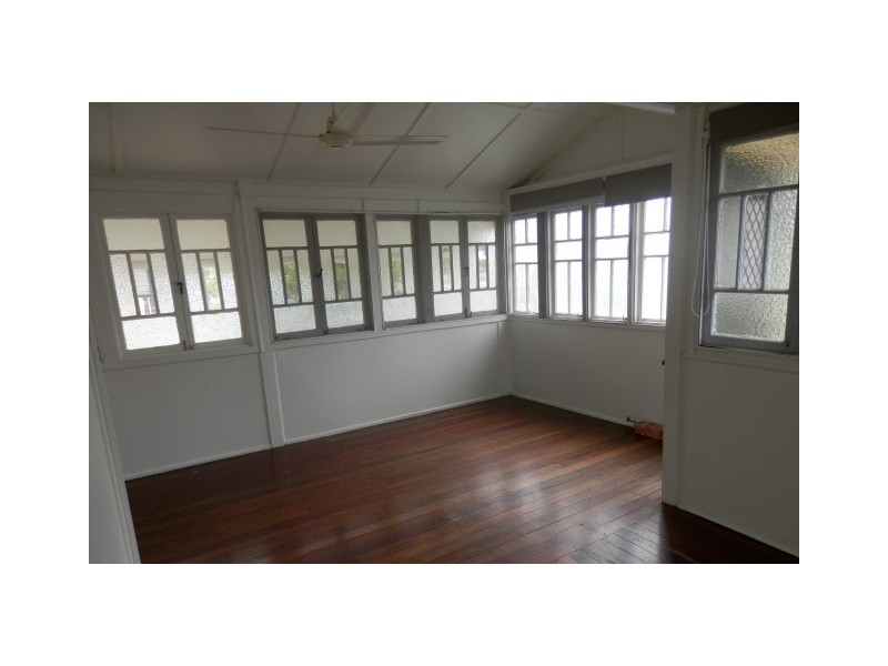 35 Ninth Ave, Railway Estate QLD 4810