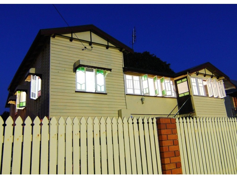 35 Ninth Ave, Railway Estate QLD 4810