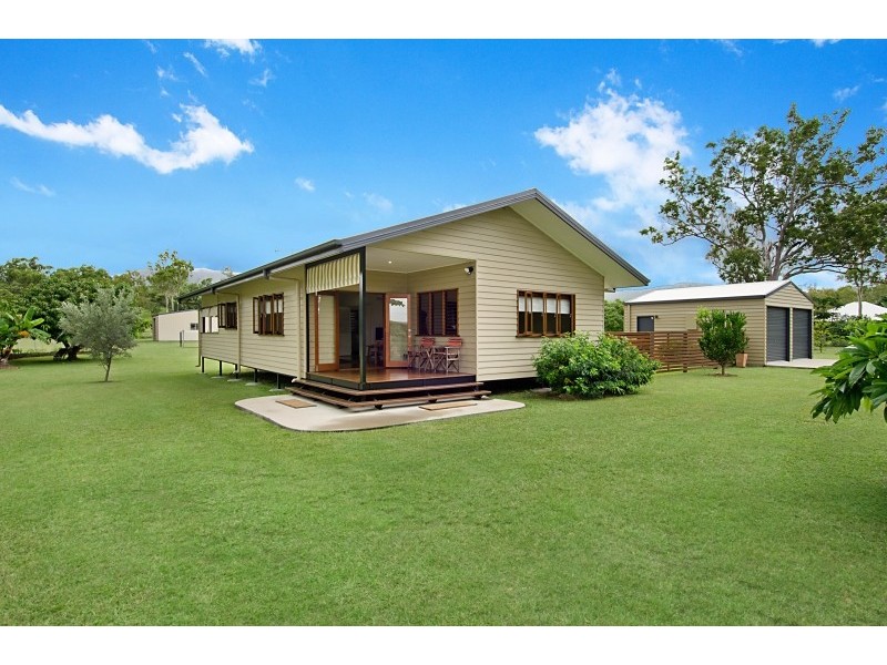 31 Shady Lane, Alligator Creek QLD 4816