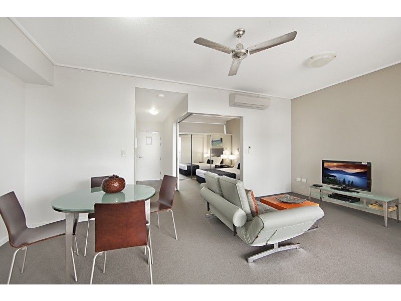 2/2-4 Kingsway Place, Townsville City QLD 4810