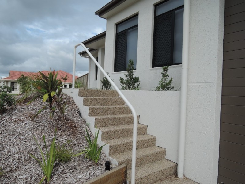 1 Girraween Avenue, Douglas QLD 4814