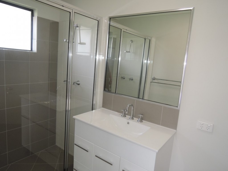 1 Girraween Avenue, Douglas QLD 4814