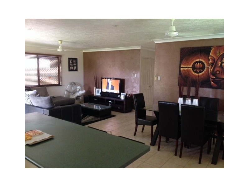 18 Squires Crescent, Kirwan QLD 4817