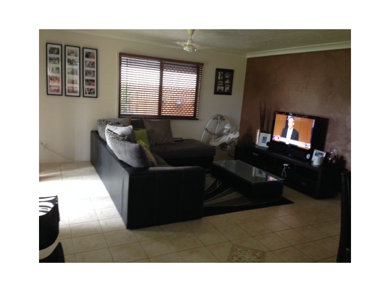 18 Squires Crescent, Kirwan QLD 4817