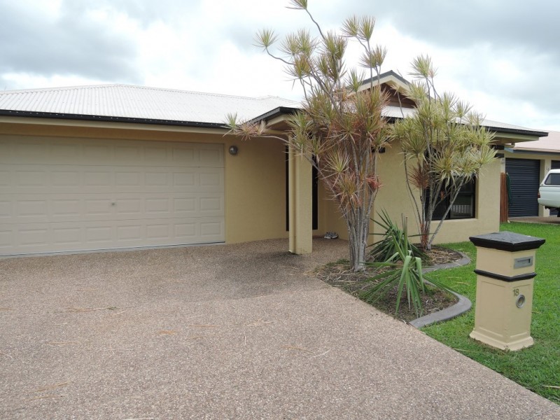 18 Squires Crescent, Kirwan QLD 4817