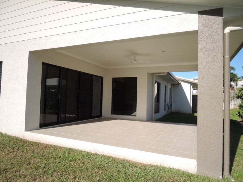 23 Deedes Crescent, Bushland Beach QLD 4818