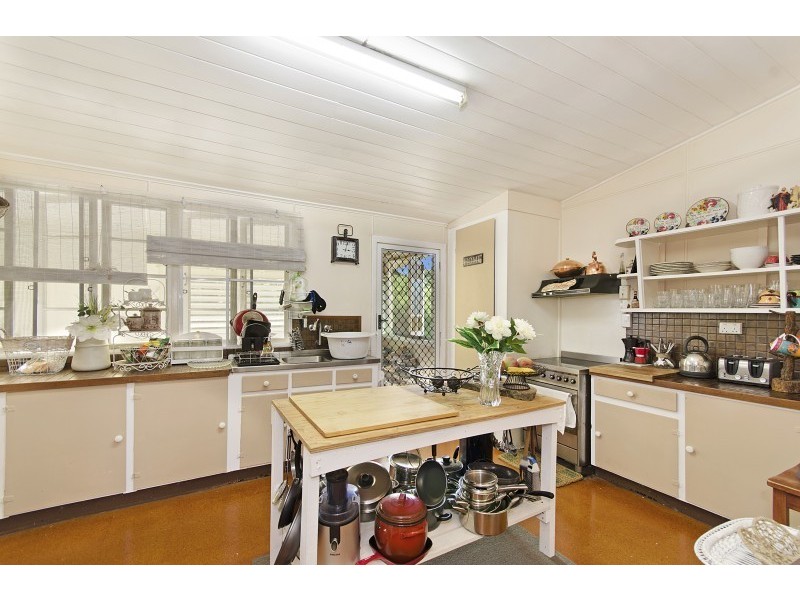 5 Fifth Avenue, South Townsville QLD 4810