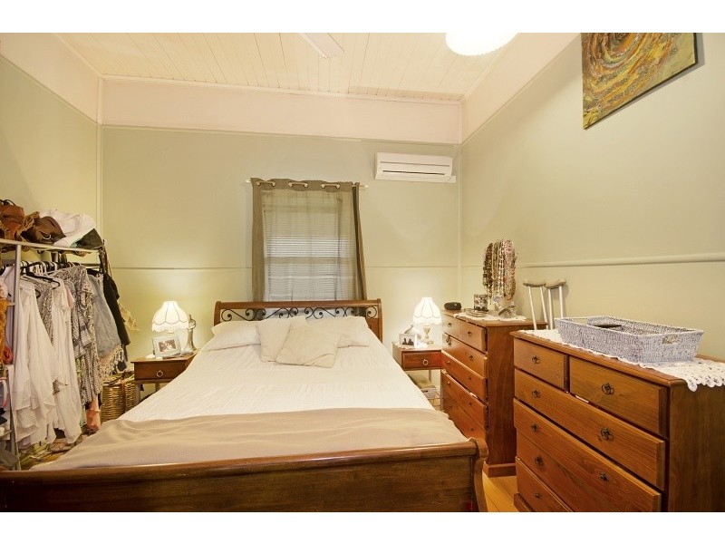 5 Fifth Avenue, South Townsville QLD 4810