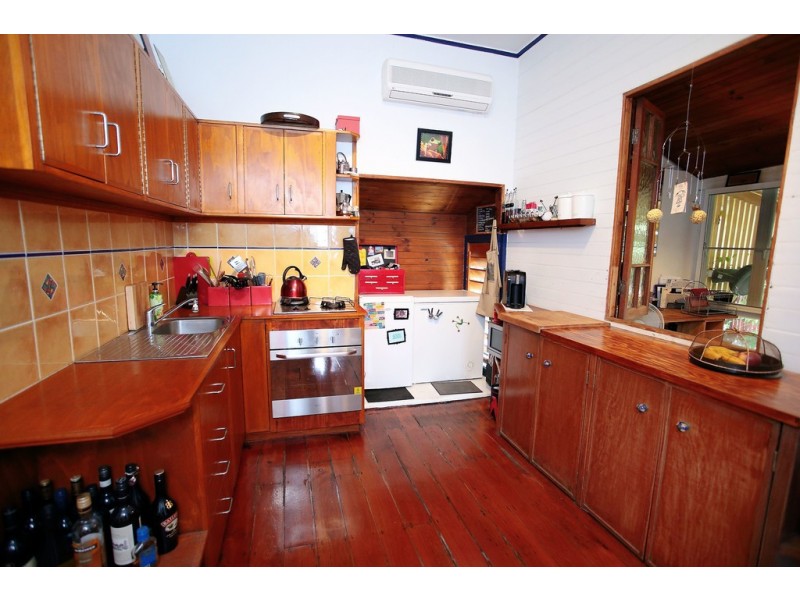 43 Allen Street, South Townsville QLD 4810