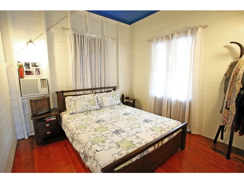 43 Allen Street, South Townsville QLD 4810