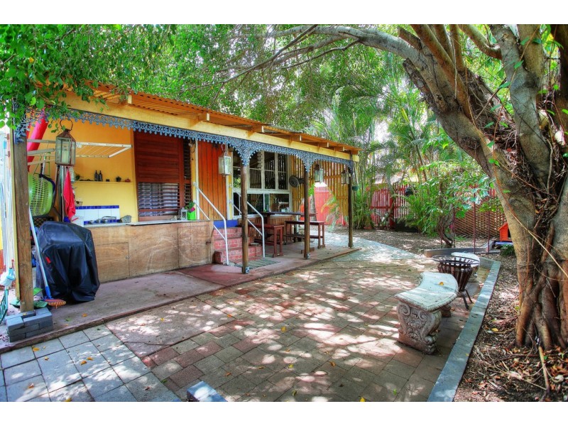 43 Allen Street, South Townsville QLD 4810