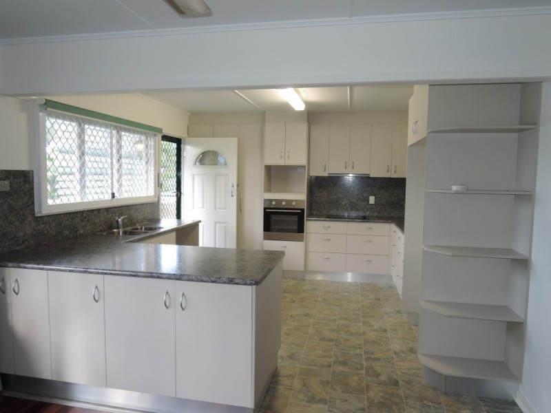 10 TURNER STREET, Pimlico QLD 4812