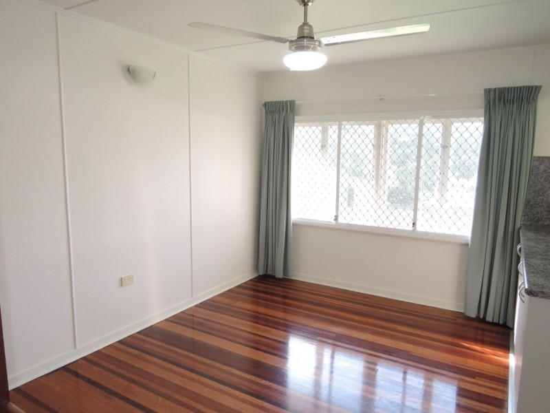 10 TURNER STREET, Pimlico QLD 4812