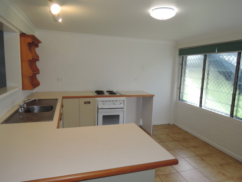 10 TURNER STREET, Pimlico QLD 4812