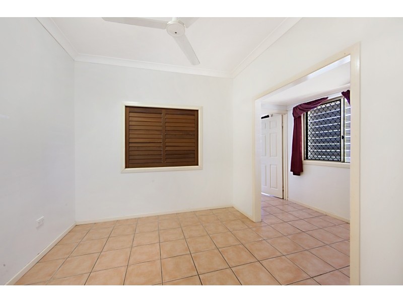 11 Minehane Street, Cluden QLD 4811