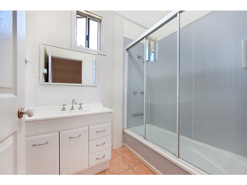 11 Minehane Street, Cluden QLD 4811