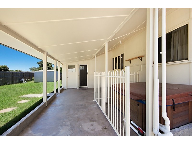 11 Minehane Street, Cluden QLD 4811