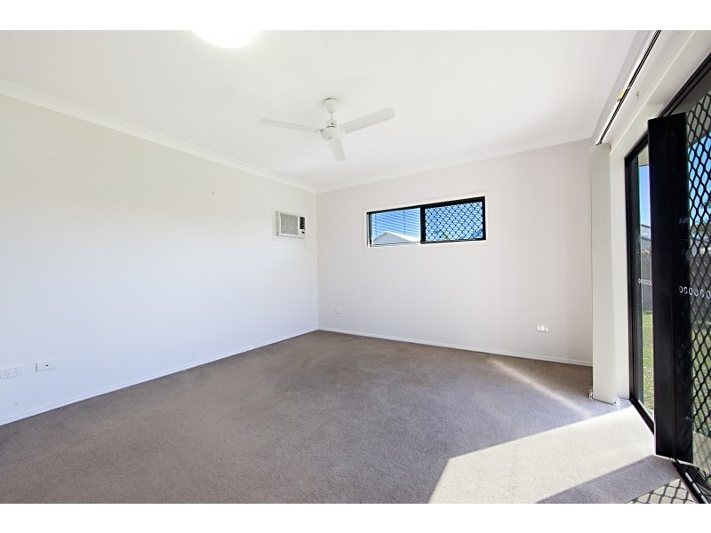 11 Ningaloo Crescent, Burdell QLD 4818