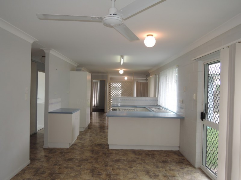 4 Bluebell Way, Kirwan QLD 4817