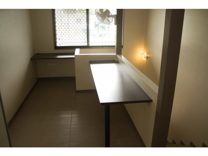 19 Gill Street, Kirwan QLD 4817