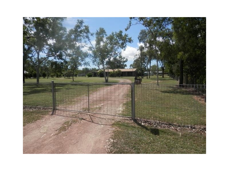 75 Mount Low Parkway, Mount Low QLD 4818