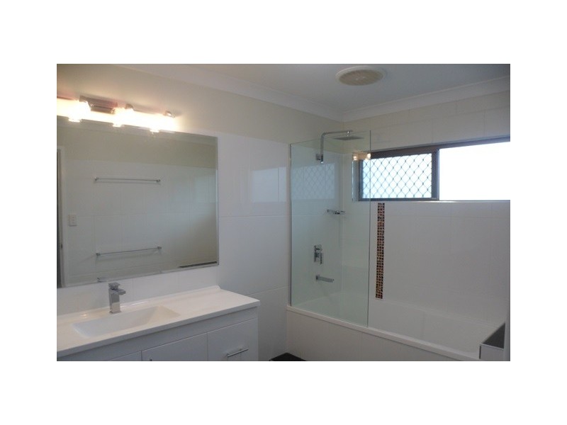 233 Stuart Drive, Wulguru QLD 4811