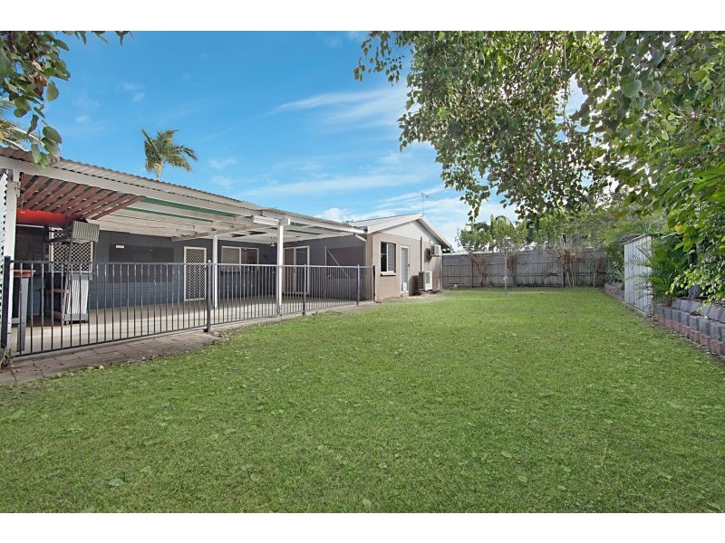 28 Leila Avenue, Rasmussen QLD 4815