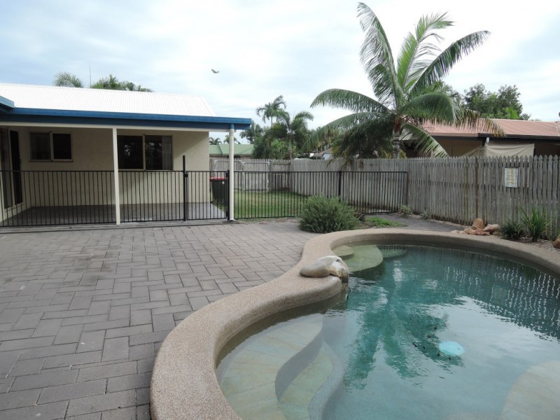 65 Wheeler Circuit, Kirwan QLD 4817