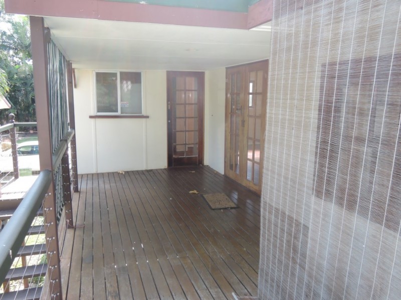 35 Davidson Street, South Townsville QLD 4810