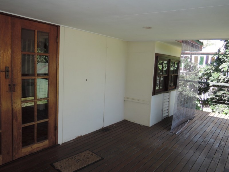 35 Davidson Street, South Townsville QLD 4810