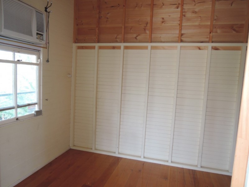 35 Davidson Street, South Townsville QLD 4810