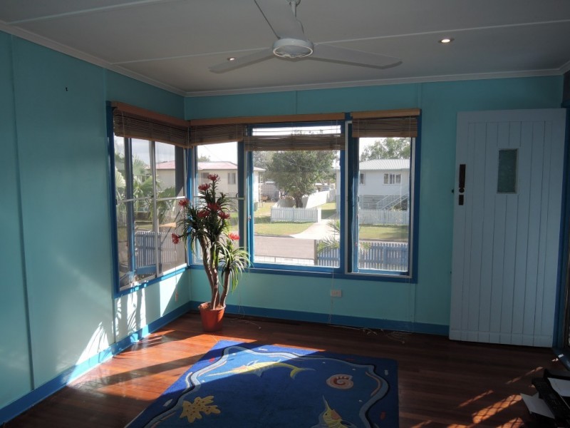 12 Lancaster Street, Garbutt QLD 4814