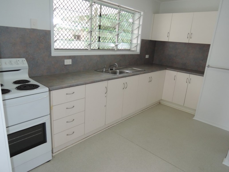 12 Linden Crescent, Wulguru QLD 4811