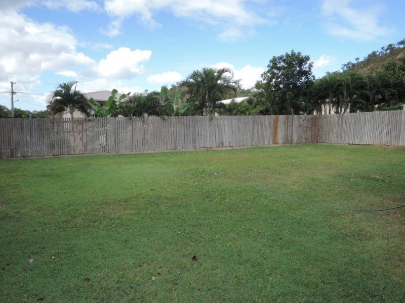 12 Linden Crescent, Wulguru QLD 4811