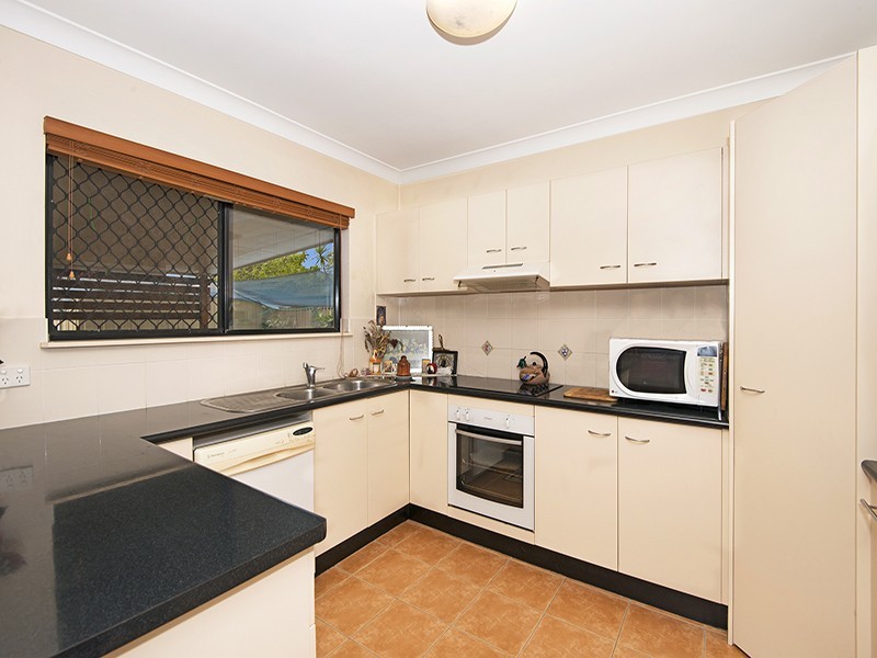 36 Gardenia Ave, Kirwan QLD 4817