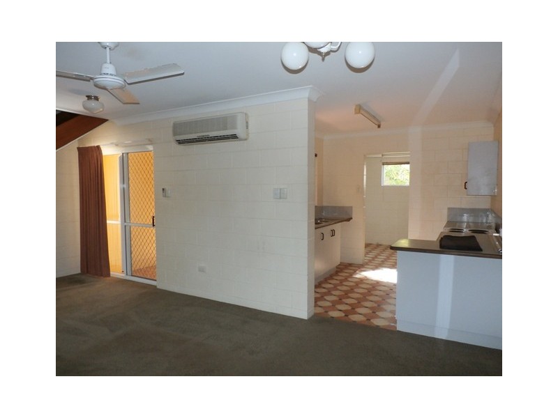 4/66 Cook Street, North Ward QLD 4810