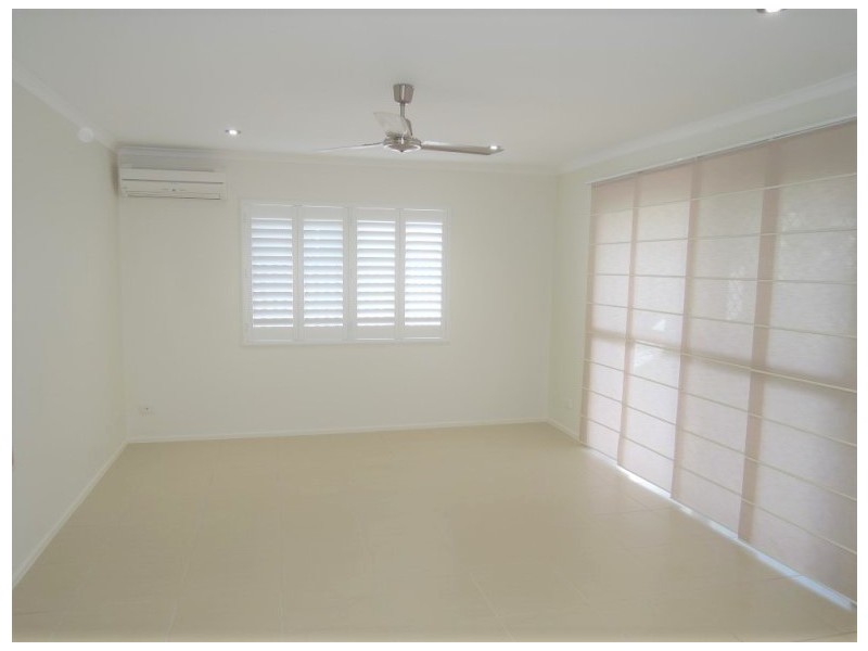 6 Davies Street, Mount Louisa QLD 4814