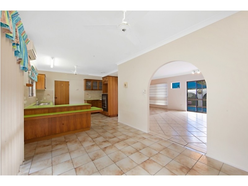 2 Rochester Court, Kirwan QLD 4817