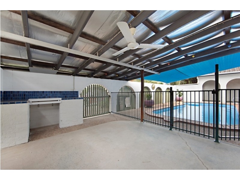 2 Rochester Court, Kirwan QLD 4817