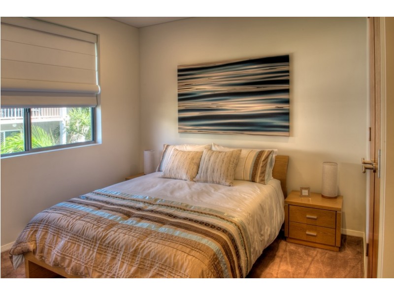 1/106 The Strand, North Ward QLD 4810