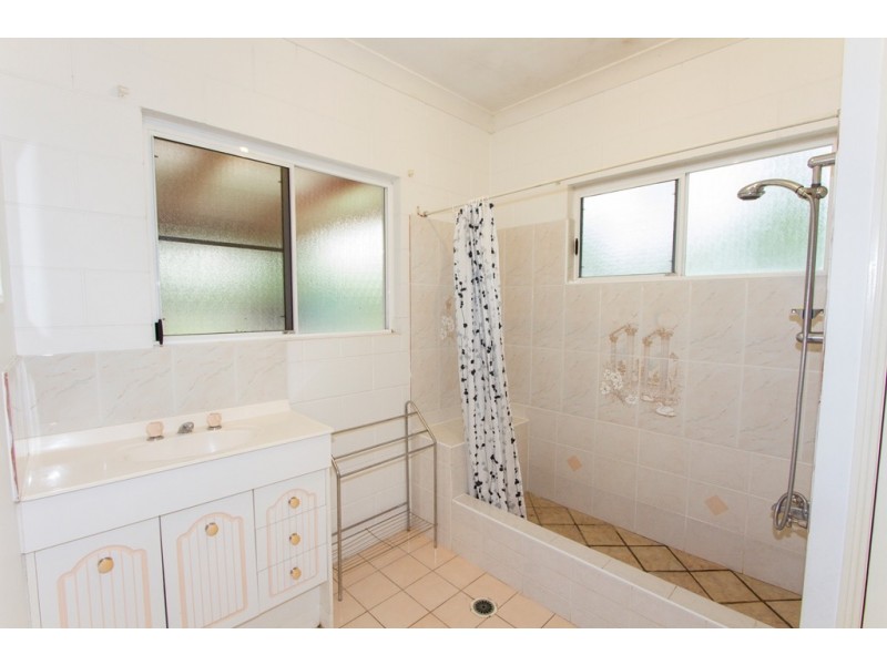 218 Kelso Drive, Kelso QLD 4815