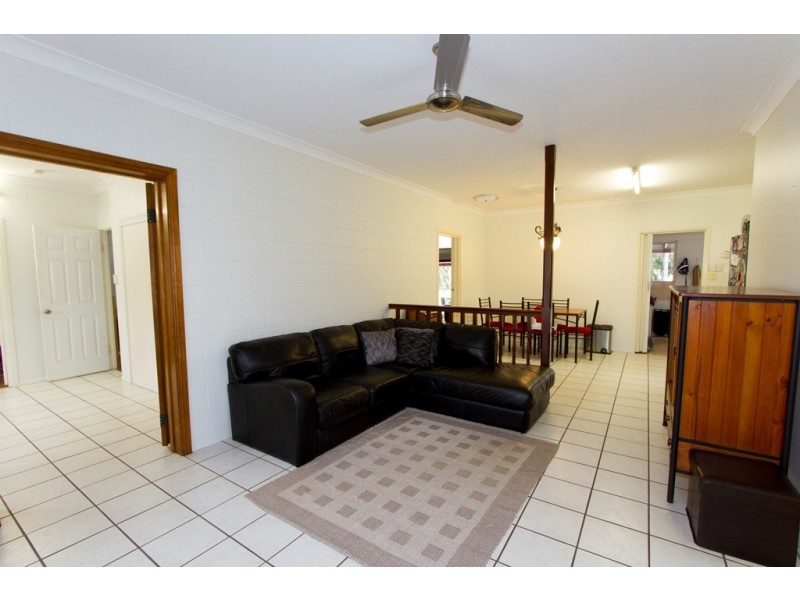 218 Kelso Drive, Kelso QLD 4815