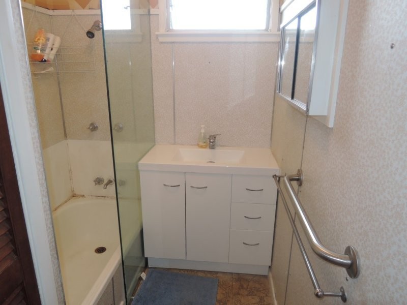 40 Choonda Street, Cranbrook QLD 4814