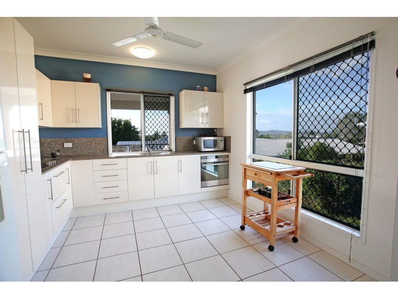 19 Glasgow Avenue, Mount Louisa QLD 4814