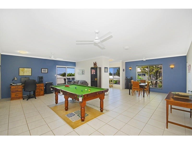 19 Glasgow Avenue, Mount Louisa QLD 4814