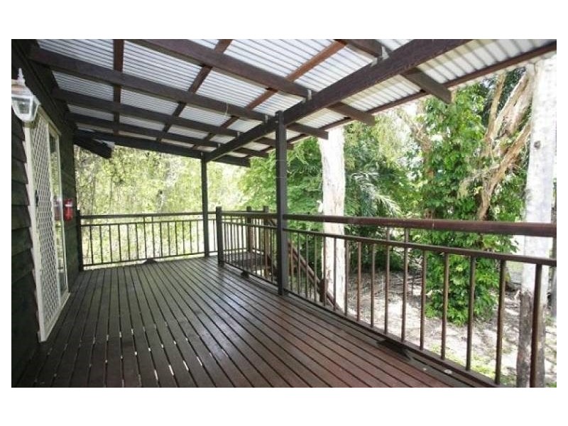 13 ISLAND STREET, Saunders Beach QLD 4818