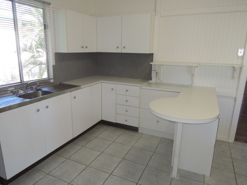 46 Park Street, Pimlico QLD 4812