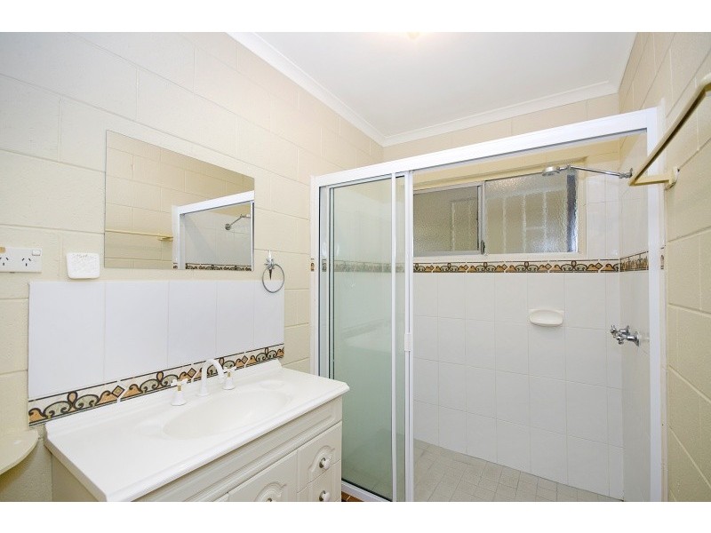 12 Poplar Street, Kirwan QLD 4817